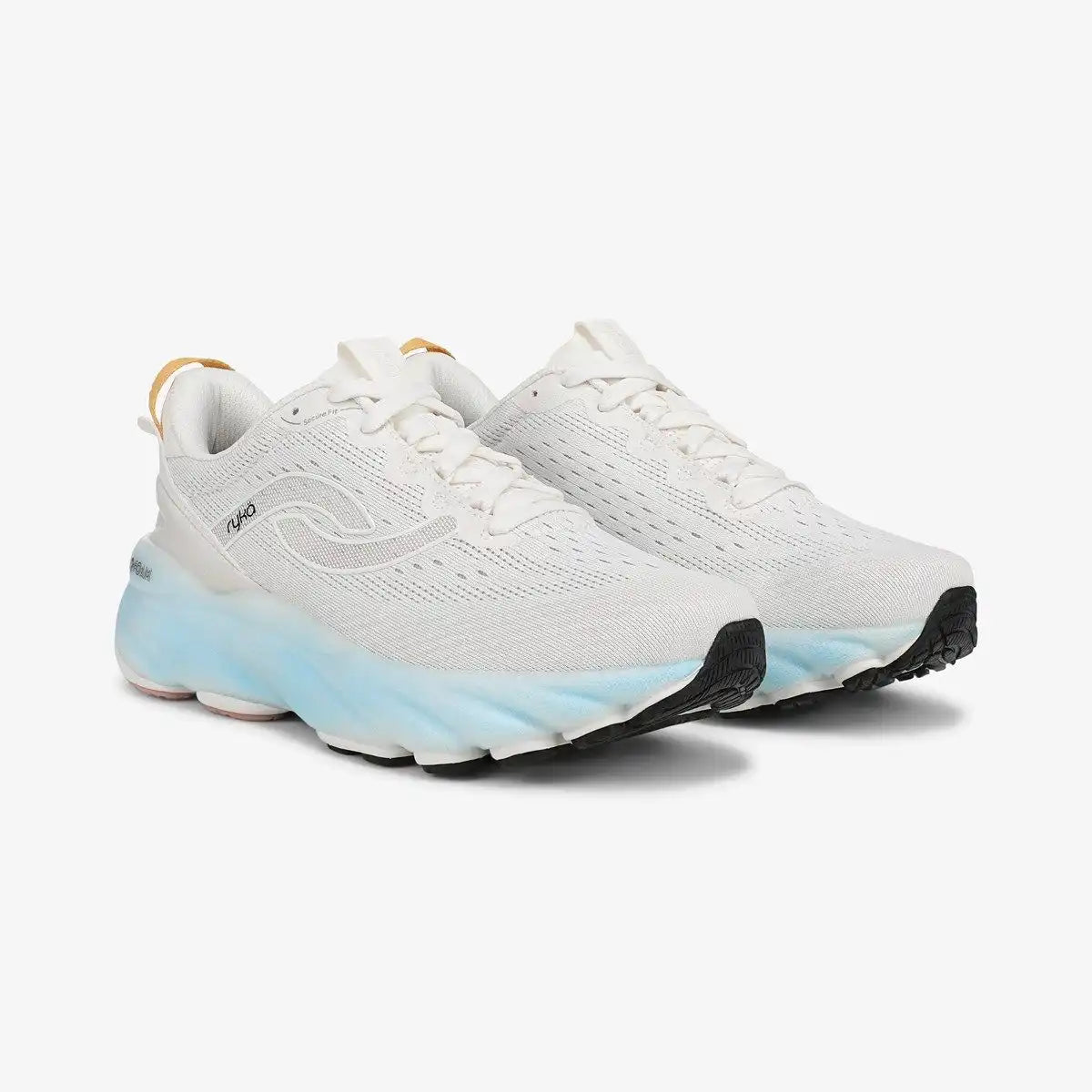 Distance LX Running Sneaker